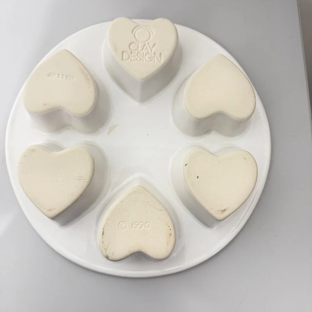 Clay Design Heart Muffin Pan Vintage 1990 Cream Apple Ceramic Stoneware Bakeware